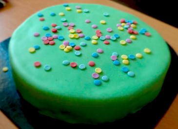 Gâteau génoise et crème au beurre citron