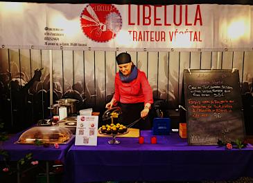 Stand vente public Libelula au Métronum